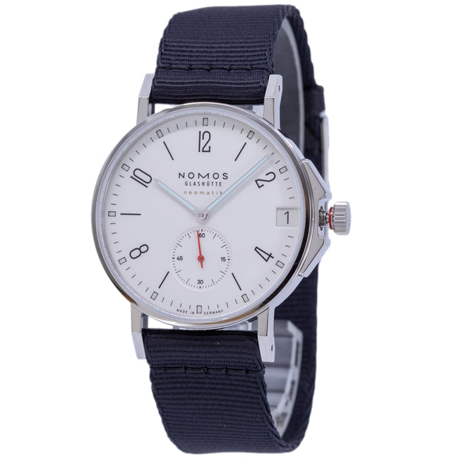 Nomos Men's 525 Ahoi Neomatik 38 Data Automatic