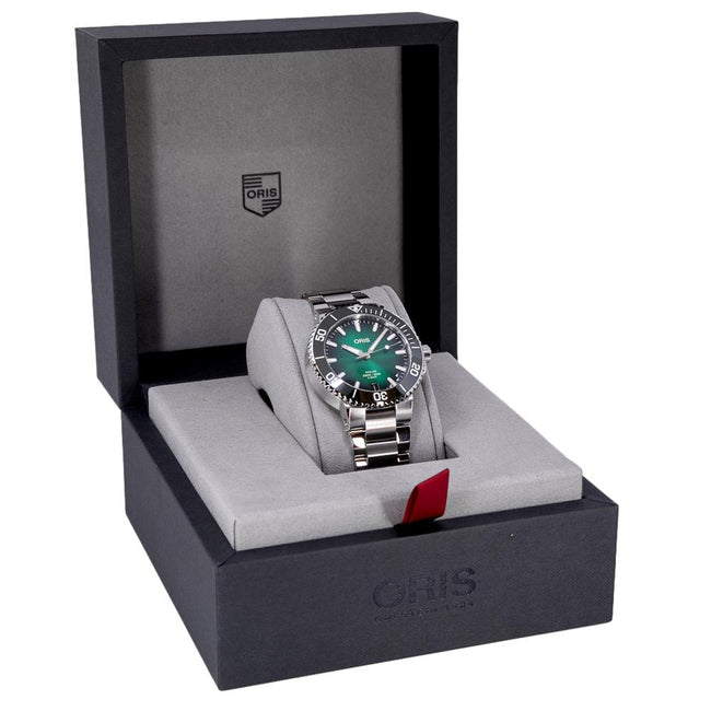 Oris 01 400 7769 4157-07 8 22 09PEB Aquis Green Dial Watch