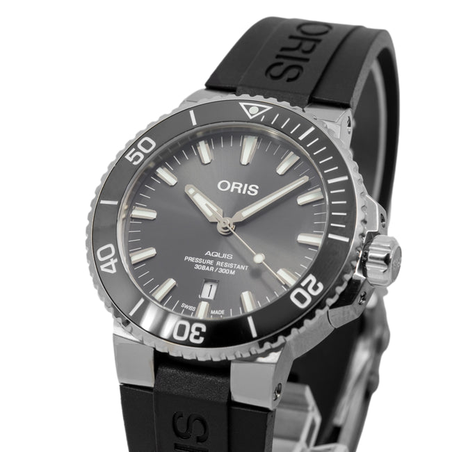 Oris Men's 01 733 7730 7153-07 4 24 64TEB Aquis Titanium