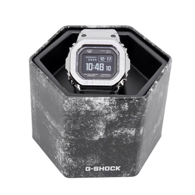 Casio GMW-BZ5000D-1ER