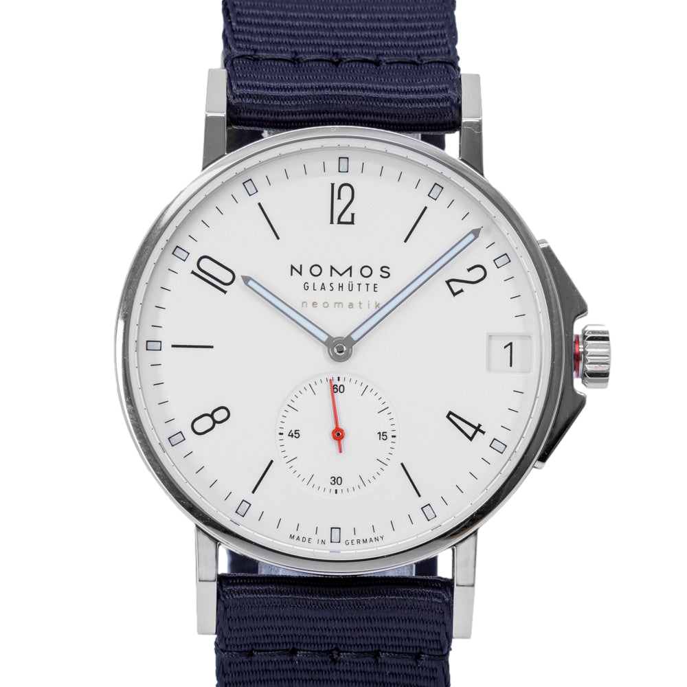 Nomos Men's 525 Ahoi Neomatik 38 Data Automatic