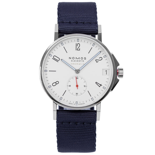 Nomos Men's 525 Ahoi Neomatik 38 Data Automatic