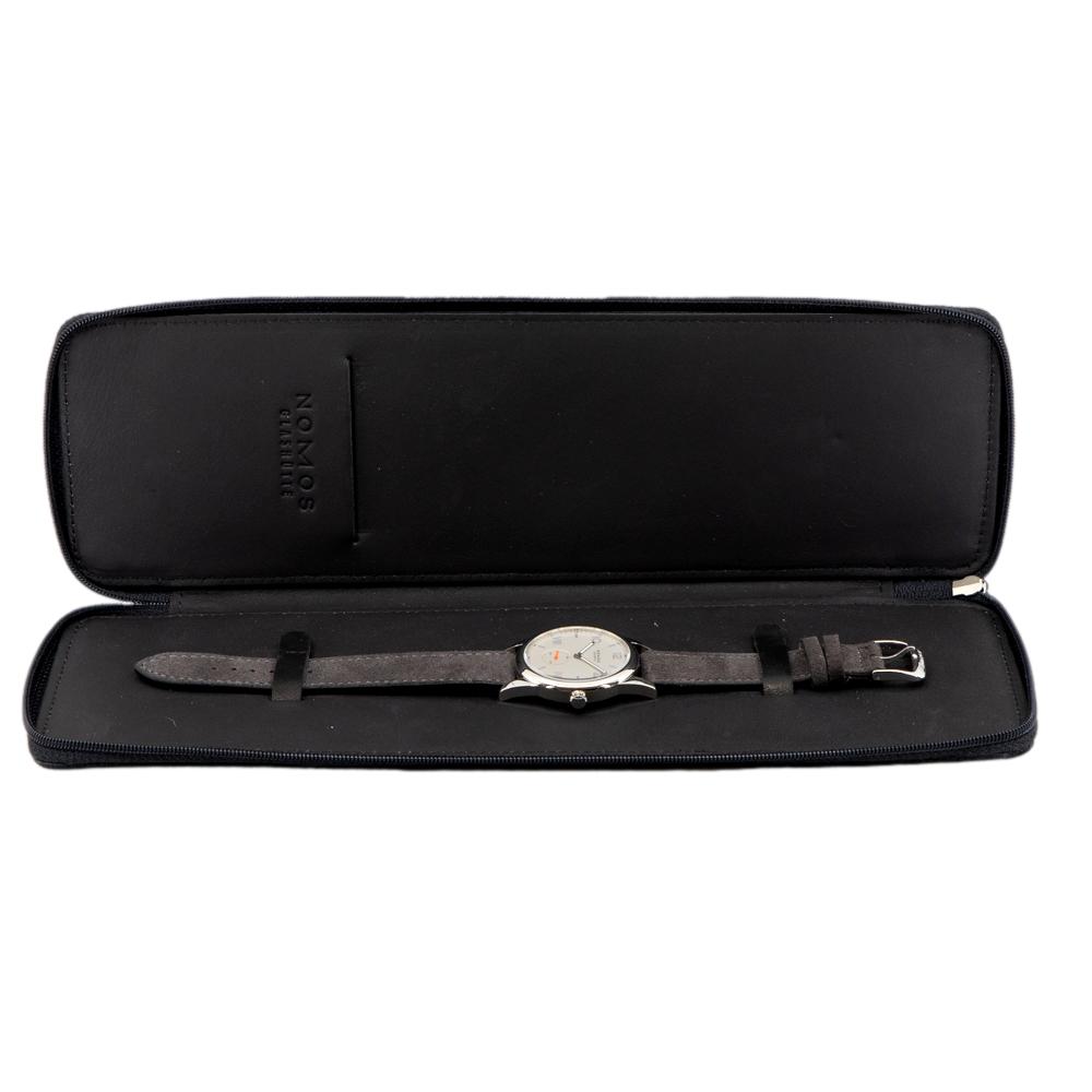 Nomos Glashütte 737 Campus Club Weißes Zifferblatt Uhr