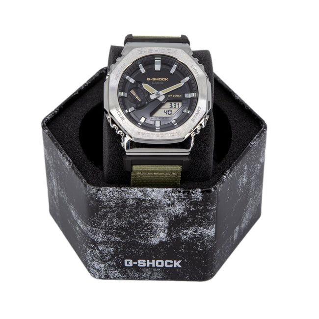 Casio GM-2100C-5AER