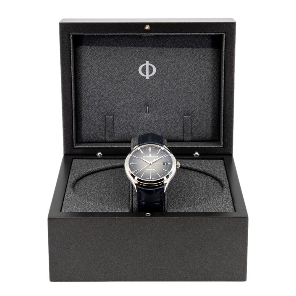 Baume&Mercier Men's M0A10550 Clifton Baumatic Chrono COSC