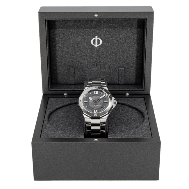 Baume & Mercier Men's M0A10717 Riviera Automatico..