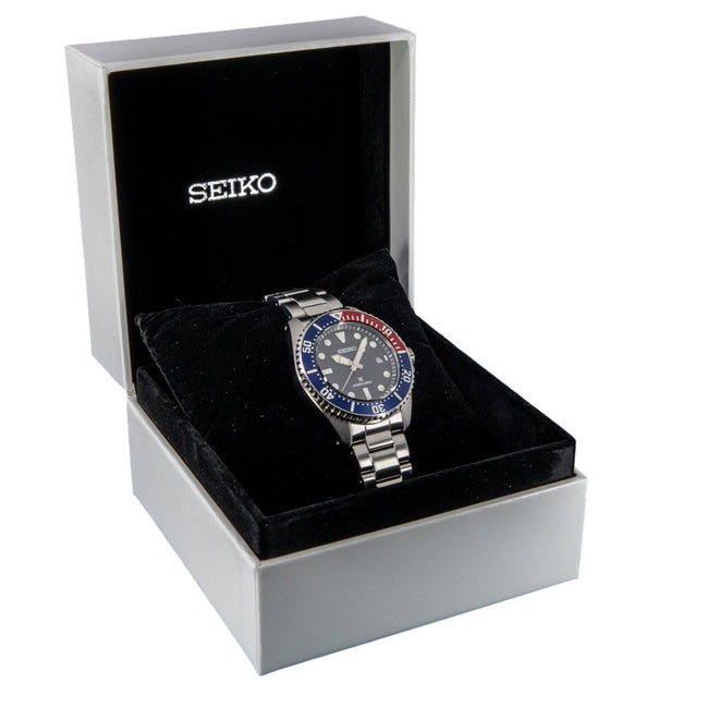 Seiko Men's SNE595P1 Prospex Solar Diver 200mt