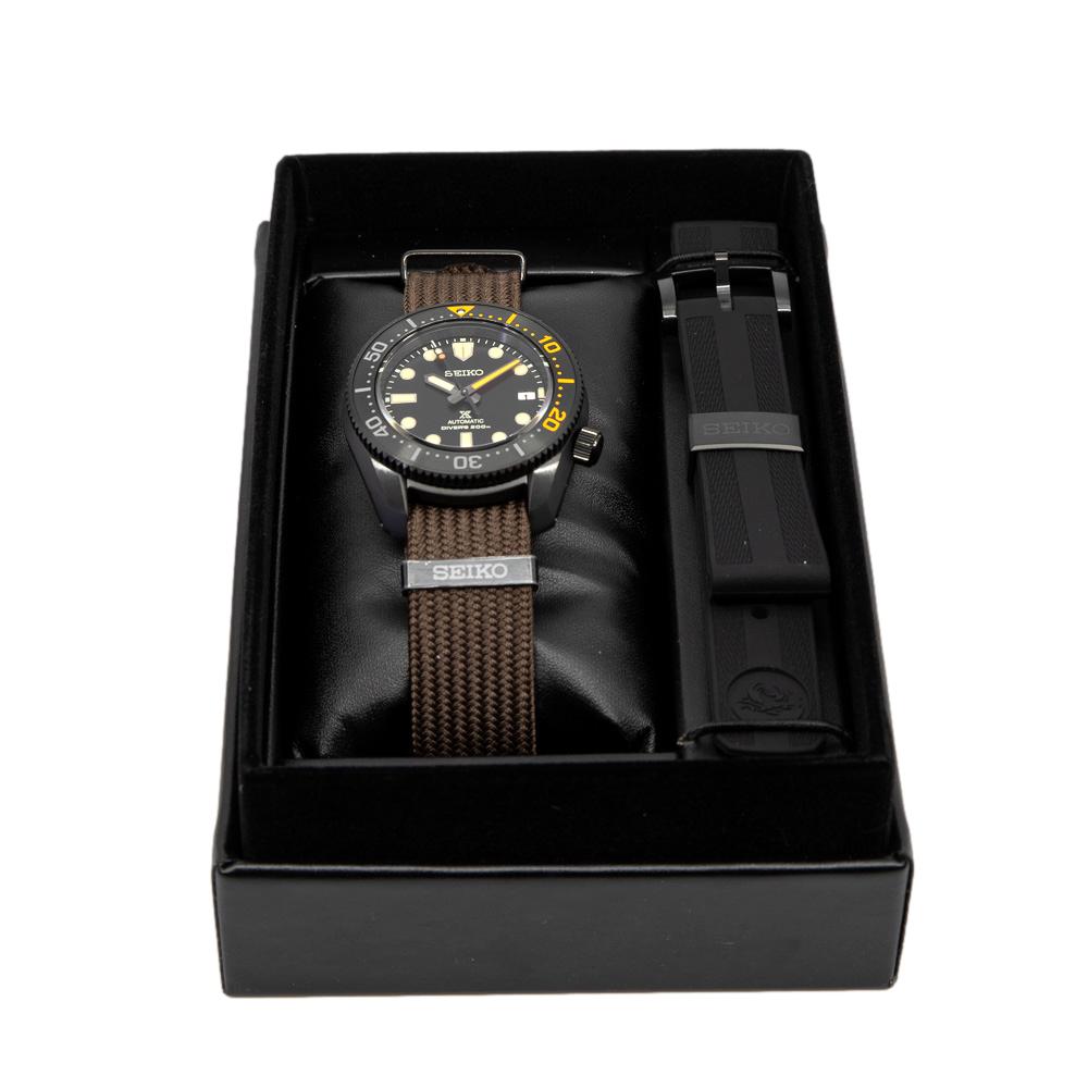 Seiko SPB255J1 Marine Master 200 M Black LT.ED Watch