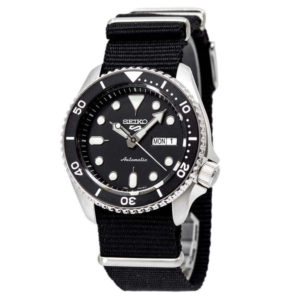Seiko Men's SRPD55K3 5 Sports Suits Style Black Dial Watch