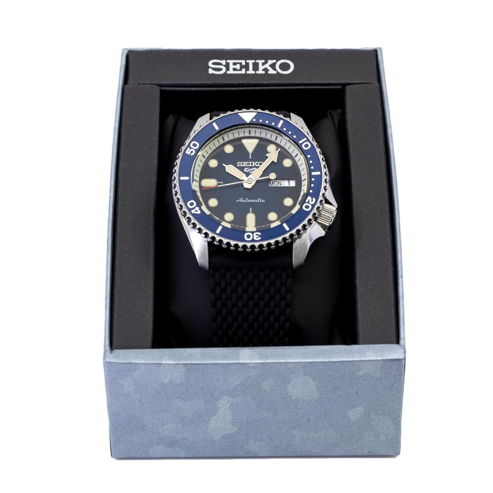 Seiko Men's SRPD71K2 5 Sports SKX Suits Style Automatic