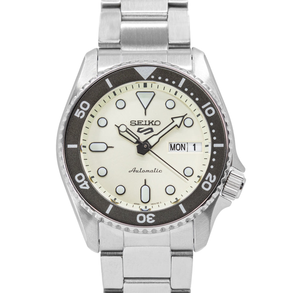 Seiko Men's SRPK31K1 5 Sports SKX Auto