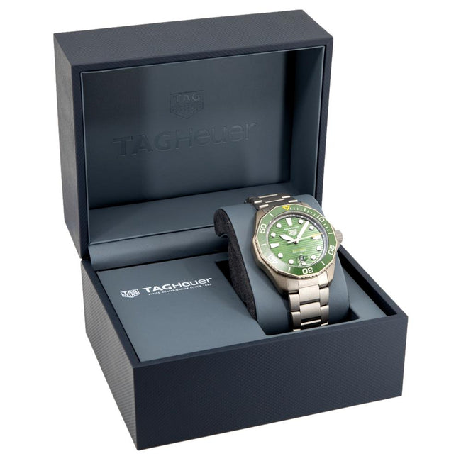 Tag Heuer Men's WBP208B.BF0631 Aquaracer Professional 300