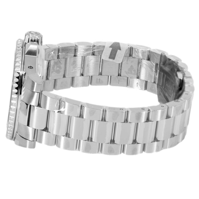 Gucci Men's YA136363 Dive 40mm Automatic