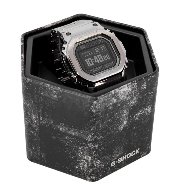 Casio GMW-BZ5000D-1ER