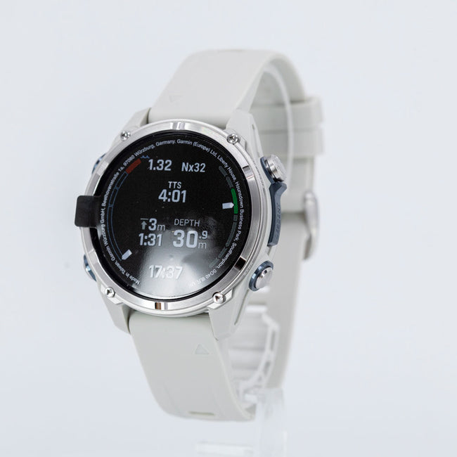 010-02753-04-Garmin Men's 010-02753-04 Descent Mk3 43mm Smartwatch