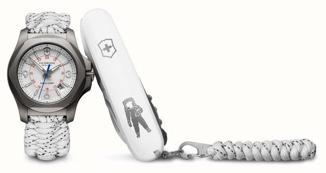 Victorinox Men s 241772.1 Swiss Army Limited Ed Watch